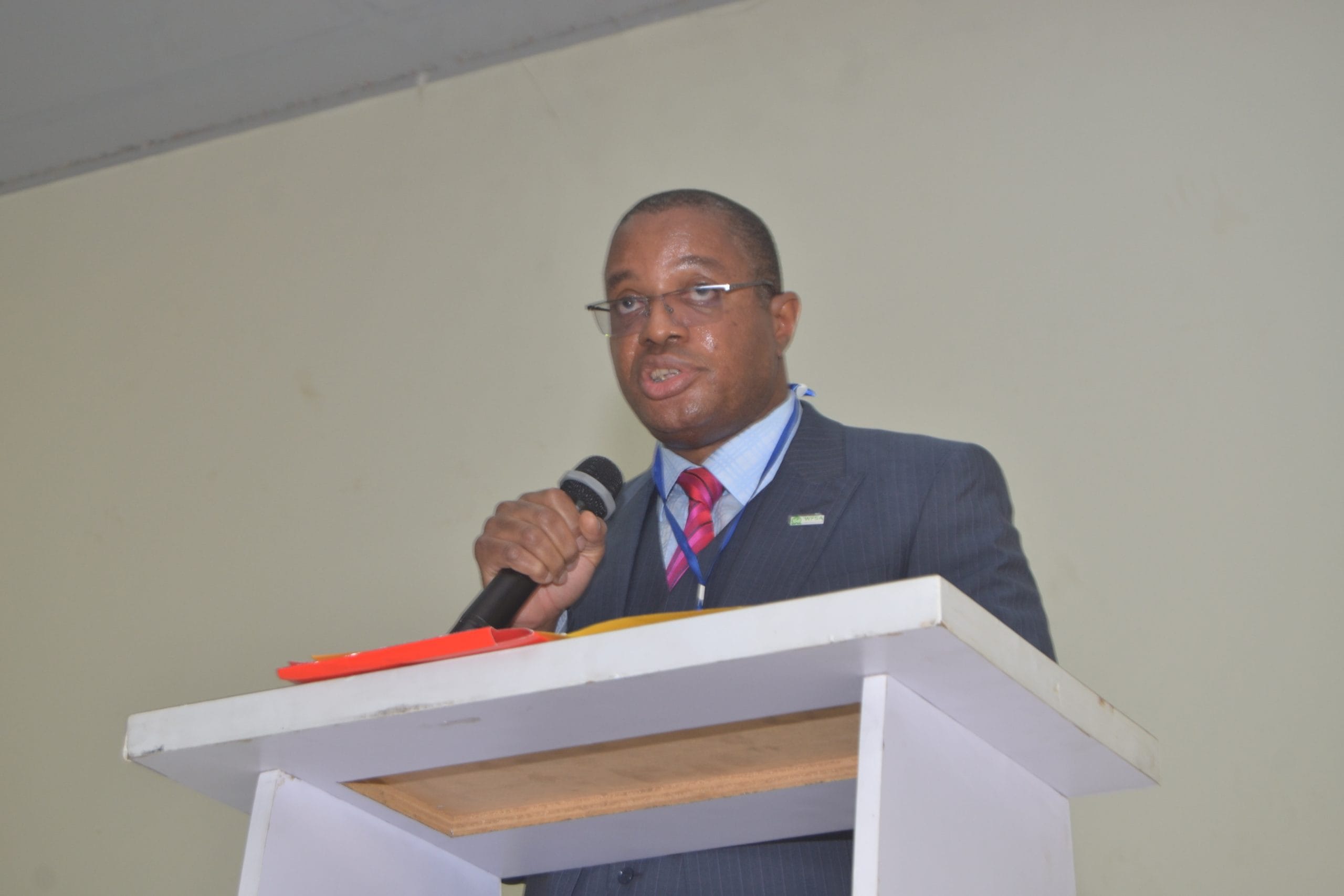 Discours du Président de la SCAR, le Docteur Colonel David Pierre EBOSSE 