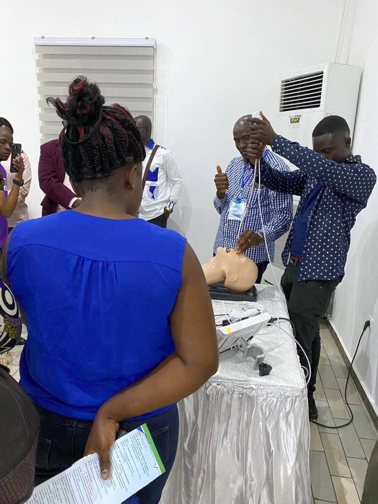 WhatsApp Image 2024-10-19 à 19.37.45_58875c9c