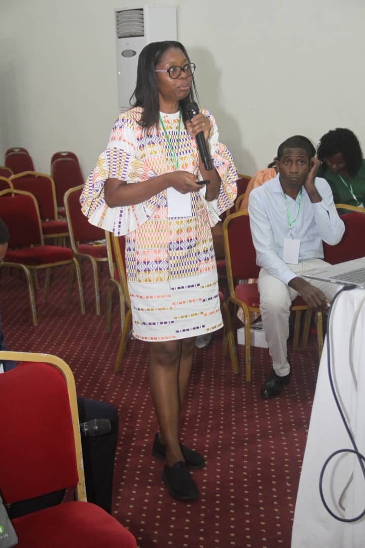 Conférence du Dr GOMEH Patricia sur la prise en charge du paludisme