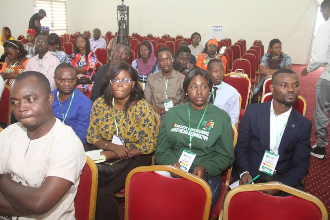 Ecoute attentive des congressistes