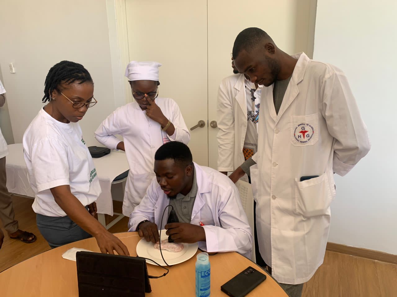 Atelier de needling par le Dr NANA Manuella 2